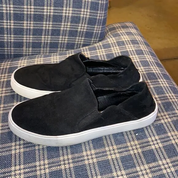 Steve Madden Fayna Suede Slip On Shoes