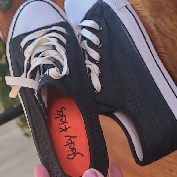Sticky Kicks kids 2 black white lace up velcro sided canvas athletic sneakers