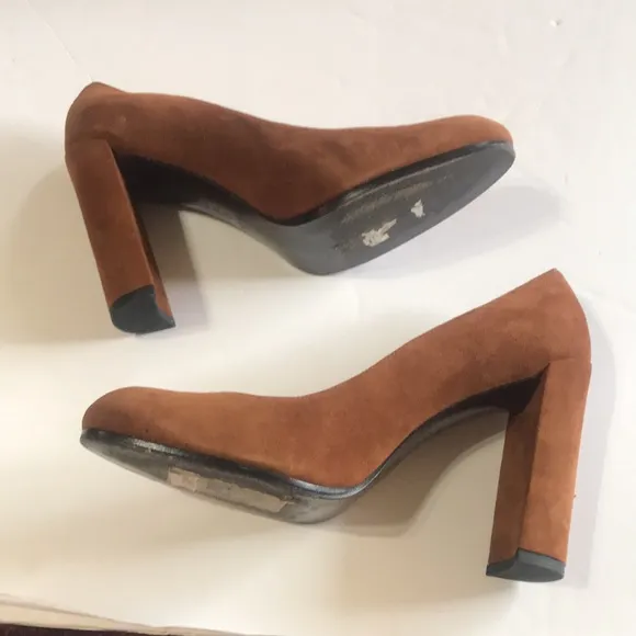 Stuart Weitzman Amaretto Chunky High Heel  Pump Designer Shoe Luxury Suede