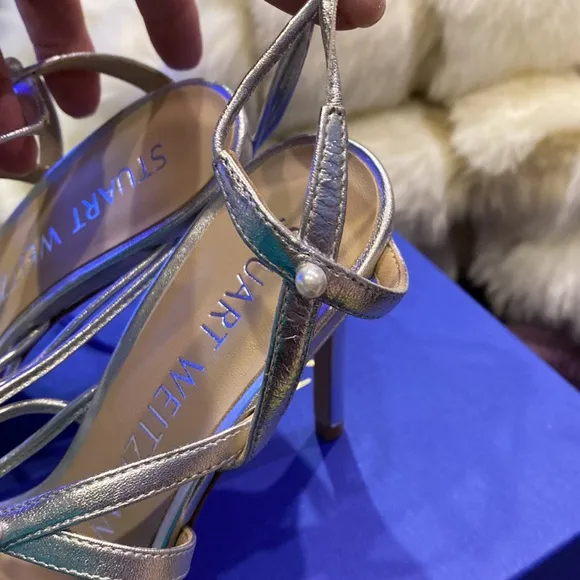 STUART WEITZMAN Astrid 100 gladiator sandals w pearl details NWT size 5.5