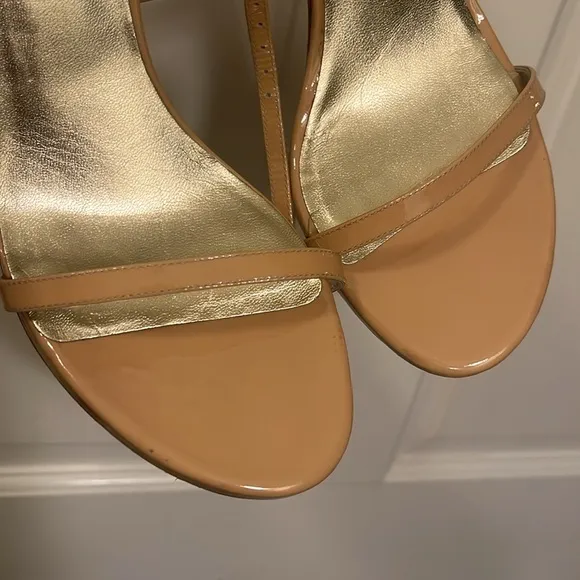 Stuart Weitzman Nudist Heel - brand new - size EU 40 US 9,5- nude patent leather