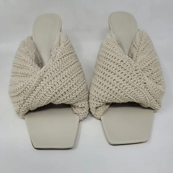 Studio Amelia Heels Women EU40 US10 Beige Croissant Crochet Slides Sandals Shoes