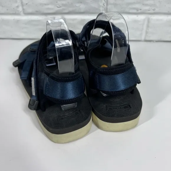 SUICOKE Navy Kisse-V Men’s Blue Strap Sandals | Viabram Sole | Revolve