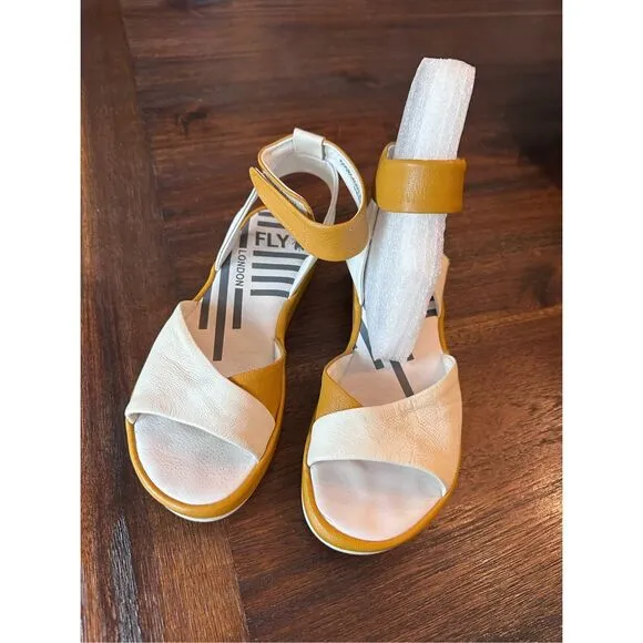 Super cute Fly London Sandal