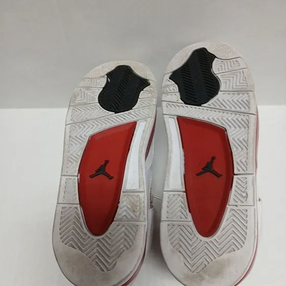 Sz 5Y Red And White Retro Air Jordan Tennis Shoes