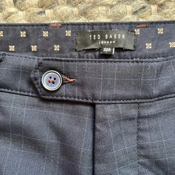 Ted Baker London saki straight check chinos size 32