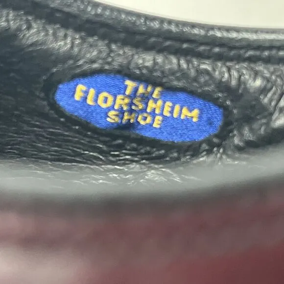 The Florsheim Shoe Burgundy Leather Full Brogue Dress Shoes Mens Size 6.5 D