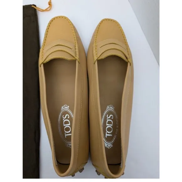 Tods Gommino loafers neutral Size 9.5 Made In Italy