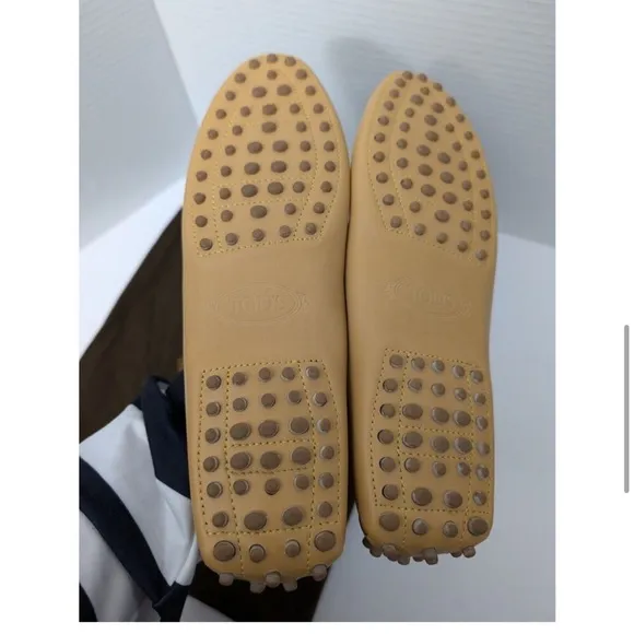 Tods Gommino loafers neutral Size 9.5 Made In Italy