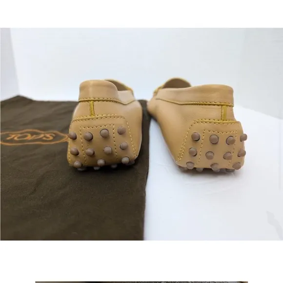 Tods Gommino loafers neutral Size 9.5 Made In Italy