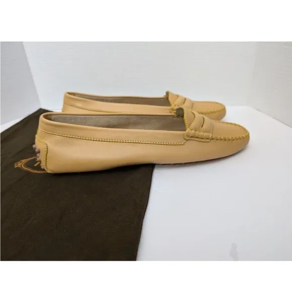 Tods Gommino loafers neutral Size 9.5 Made In Italy
