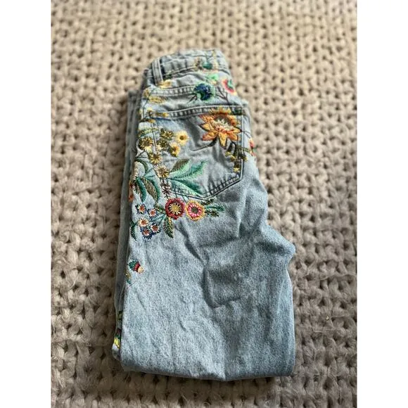 Topshop moto floral embroidered mom jeans 25