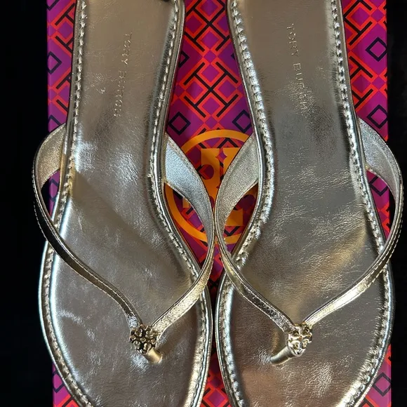 Tory Burch Gold Sandals Sleek Minimalist Design/ Classic Goat Leather Flip Flop