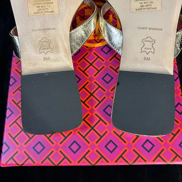 Tory Burch Gold Sandals Sleek Minimalist Design/ Classic Goat Leather Flip Flop