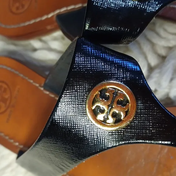 Tory Burch  leather sandals