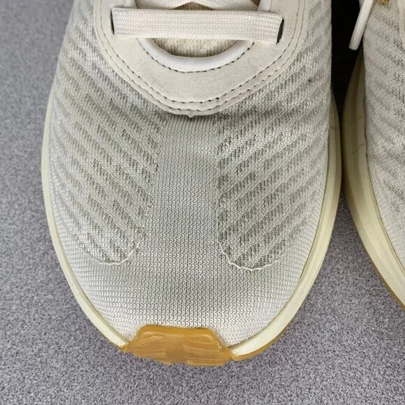 Tracksmith Eliot Runner Ivory Women's size 9 running shoes