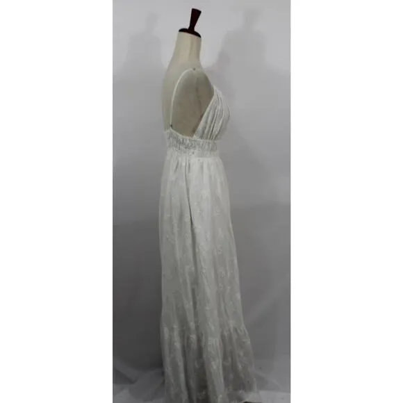 TROVATA Birds of Paradis M Medium White Embroidered Tiered Maxi Dress Mirabella