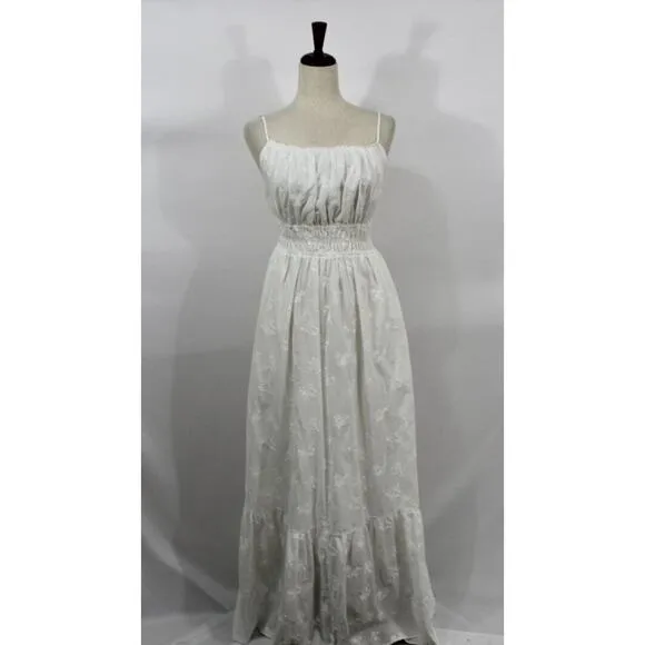 TROVATA Birds of Paradis M Medium White Embroidered Tiered Maxi Dress Mirabella