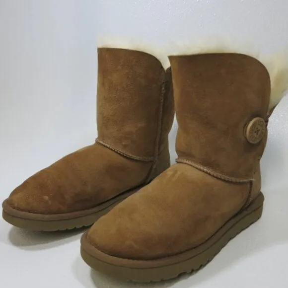 UGG Bailey Button Classic Short Winter Boots Shoes Australia Footwear Women's 7