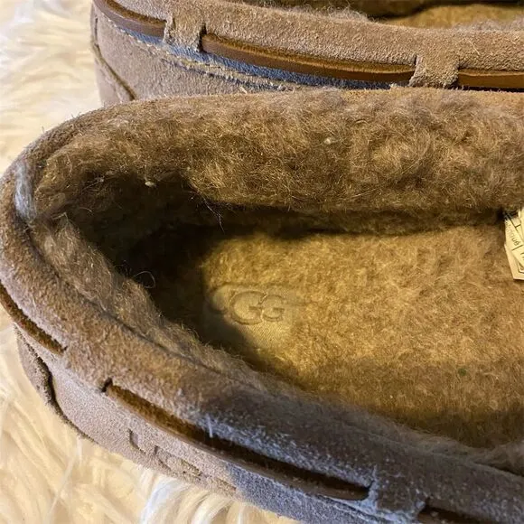 UGG Women's Dakota Moccasin Slippers Brown Size 10 Casual Warm Shoes