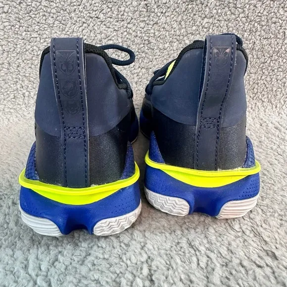 Under Armour Curry 7 Kids Youth size 6.5Y Blue Low top Basketball athletic shoes