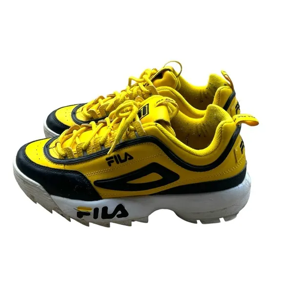 Unisex, Retro chunky two tone FILA Disruptor tennis shoes