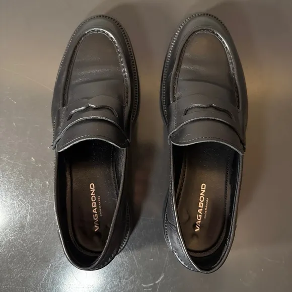 Vagabond Black Leather Men's Loafers