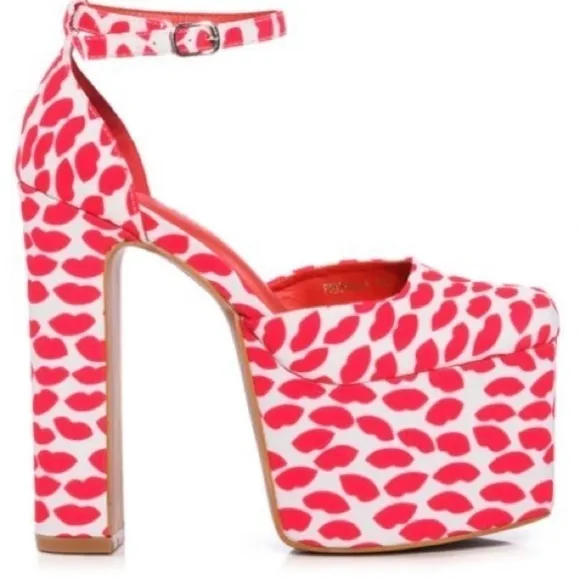 valentines Lipstick printed platform sandals heels canvas,ankles straps,canvas.