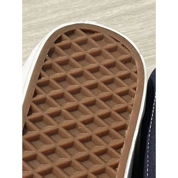 VANS Classics Blue White Men 7 Women 8.5 Low Top Sneaker Shoes Lace Textile
