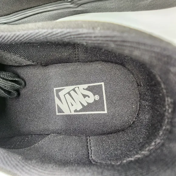 Vans Doheny Sneakers Womens Sz 11 Canvas Black/Black Streetwear Shoes New w/ Box
