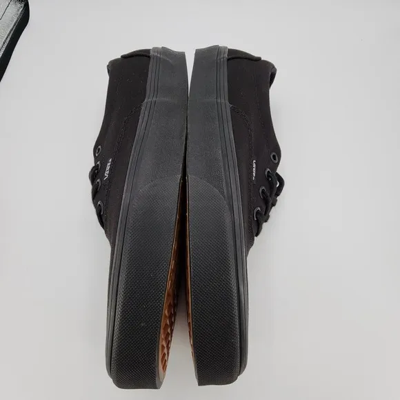 Vans Doheny Sneakers Womens Sz 11 Canvas Black/Black Streetwear Shoes New w/ Box