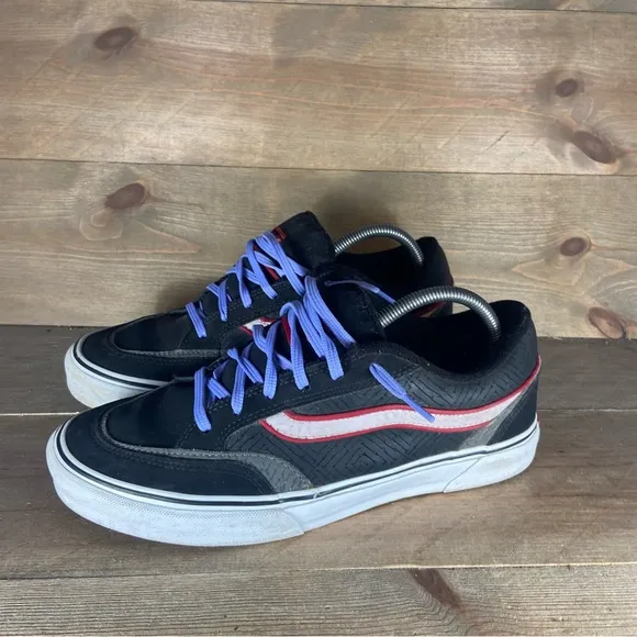 vans holder mens size 9 shoes black Y2k vintage athletic skate sneakers