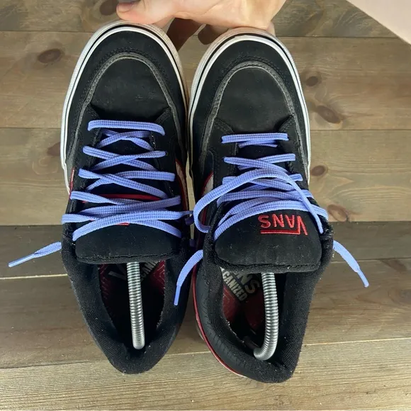 vans holder mens size 9 shoes black Y2k vintage athletic skate sneakers
