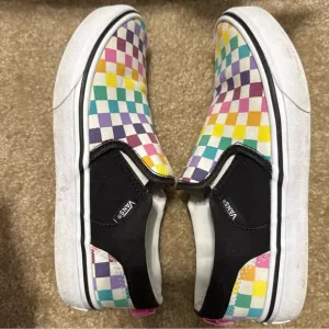 Vans Off the Wall Rainbow Checkered 500714 Skate Youth Size 4.5 Slip On Sneakers
