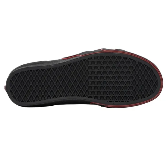 VANS Sk8-Hi Flame Shoes Black Red Suede Casual men’s Size 10 Skate VN0005UJY09