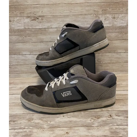 Vans Skater Shoes Mens 11.5 Grey White Docket Vintage 90's