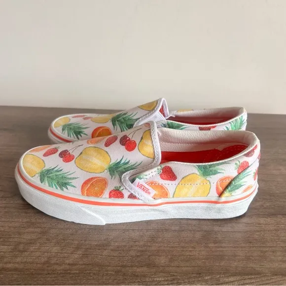 VANS Slip On Fruit Cup Unisex Shoe Size 6 or 4.5 #242709