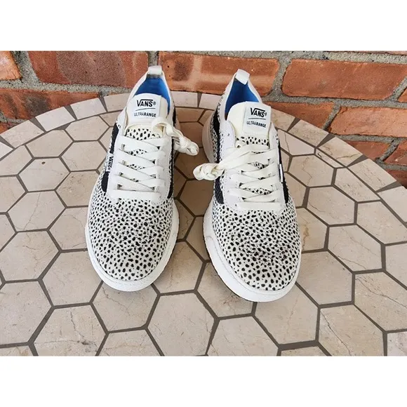 Vans Ultrarange VR3 Animal Marshmellow Men's Size 8.5 Knit Sneakers Shoes White