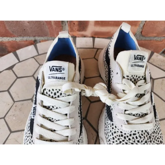 Vans Ultrarange VR3 Animal Marshmellow Men's Size 8.5 Knit Sneakers Shoes White