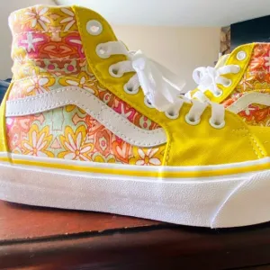 Vans Unisex SK8 Hi Tapered Psychedelic Resort High Top Shoes | US Sz M 6.0 W 7.5