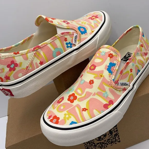Vans WMNS Floral Slip-On Sneakers - Multicolor Slip-On Vr3 SfGroovy Floral Mars