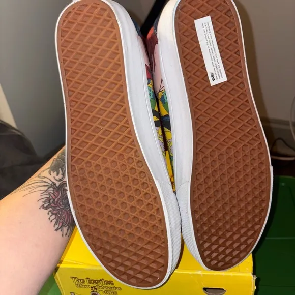 Vans x The Beatles: Yellow Submarine Sk8-Hi