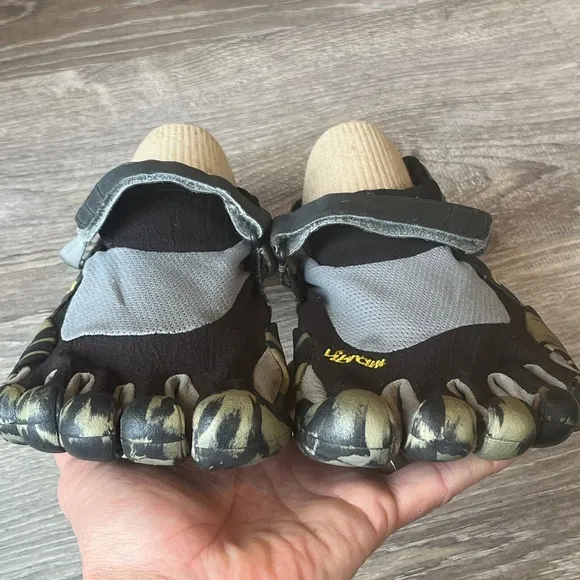 Vibram FiveFingers KSO Toe Shoes Black Gray Camo Bottom M1485 Mens 11-11.5 EU 45
