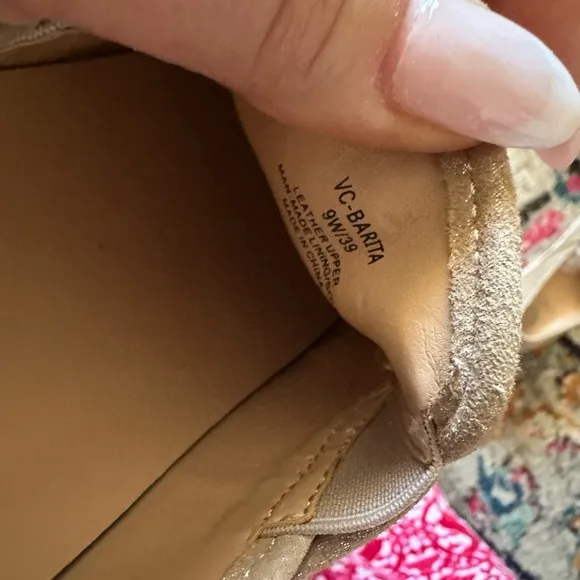 VINCE CAMUTO BARITA TAN SUEDE RHINESTONE SHINMER SLIP-ON SNEAKER SHOES 9W