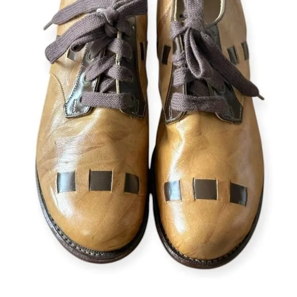 Vintage 1940's Miller Foot Defender Tan Lace Up Leather Shoes. Sz. 5B