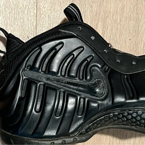 Vintage 2004 Nike Air Foamposite Pro Black Men Size 10.5