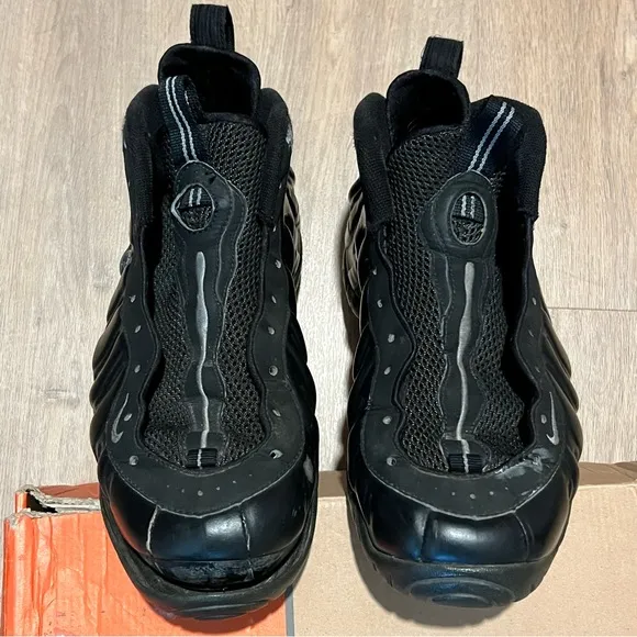 Vintage 2004 Nike Air Foamposite Pro Black Men Size 10.5