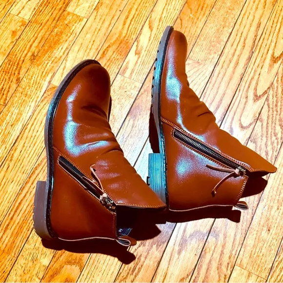 Vintage &amp; Classy  Men's Shoes with Side Zippers . Very Comfy Size 46 Shoes .