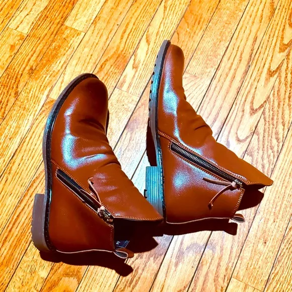 Vintage &amp; Classy  Men's Shoes with Side Zippers . Very Comfy Size 46 Shoes .