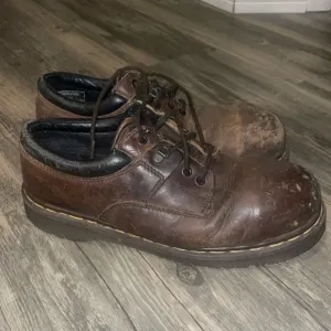 Vintage Dr Doc Martens 7733 Brown Shoes Made In England  Mens Size 10